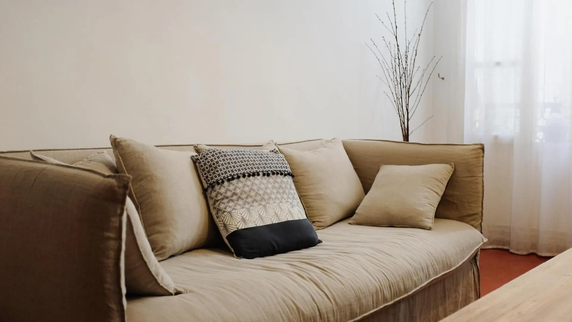 Tanneurs Furnished Flat Apartment Aix-en-Provence France
