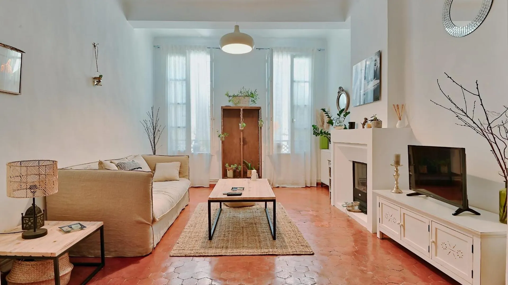 Tanneurs Furnished Flat Apartment Aix-en-Provence 0*,  France