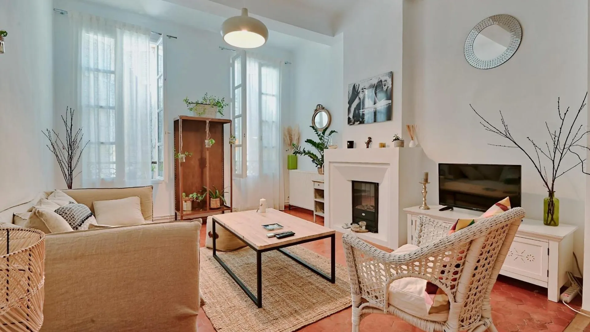 Tanneurs Furnished Flat Apartment Aix-en-Provence