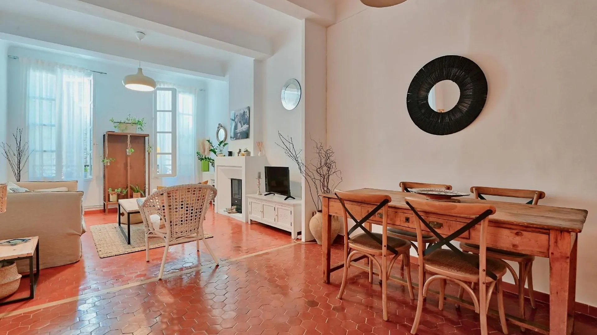 Tanneurs Furnished Flat Apartment Aix-en-Provence